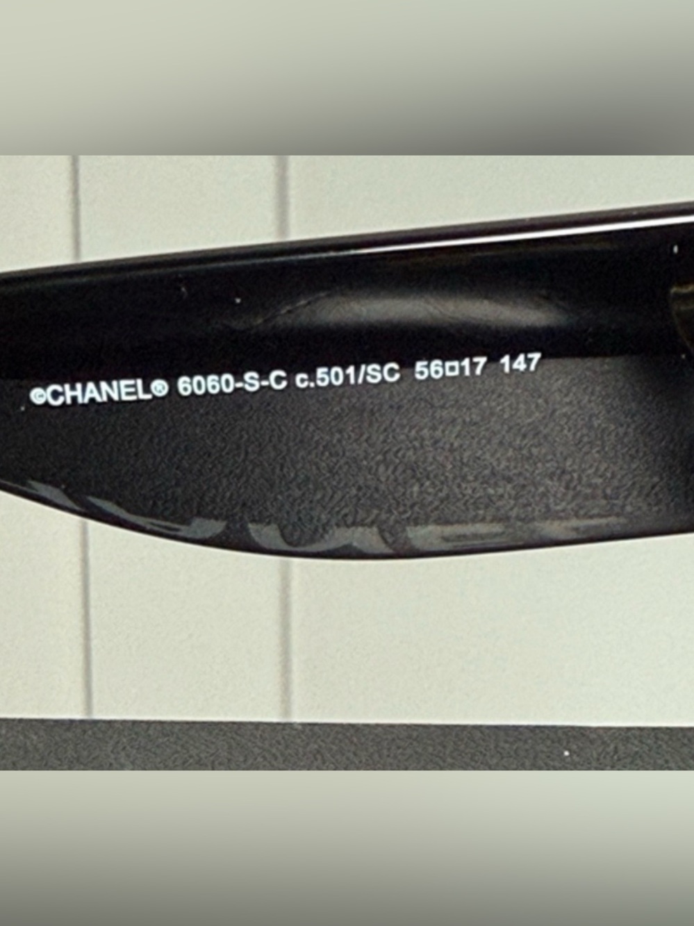 CHANEL Black Cat-Eye Sunglasses - Picture 4 of 4